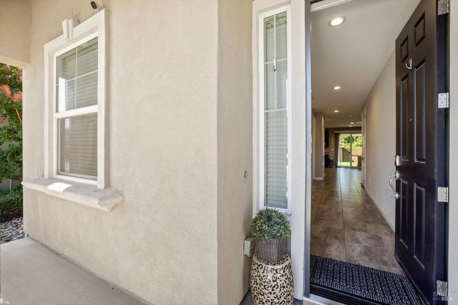 Detail Gallery Image 3 of 72 For 625 Guild Rd, Vacaville,  CA 95688 - 4 Beds | 3 Baths