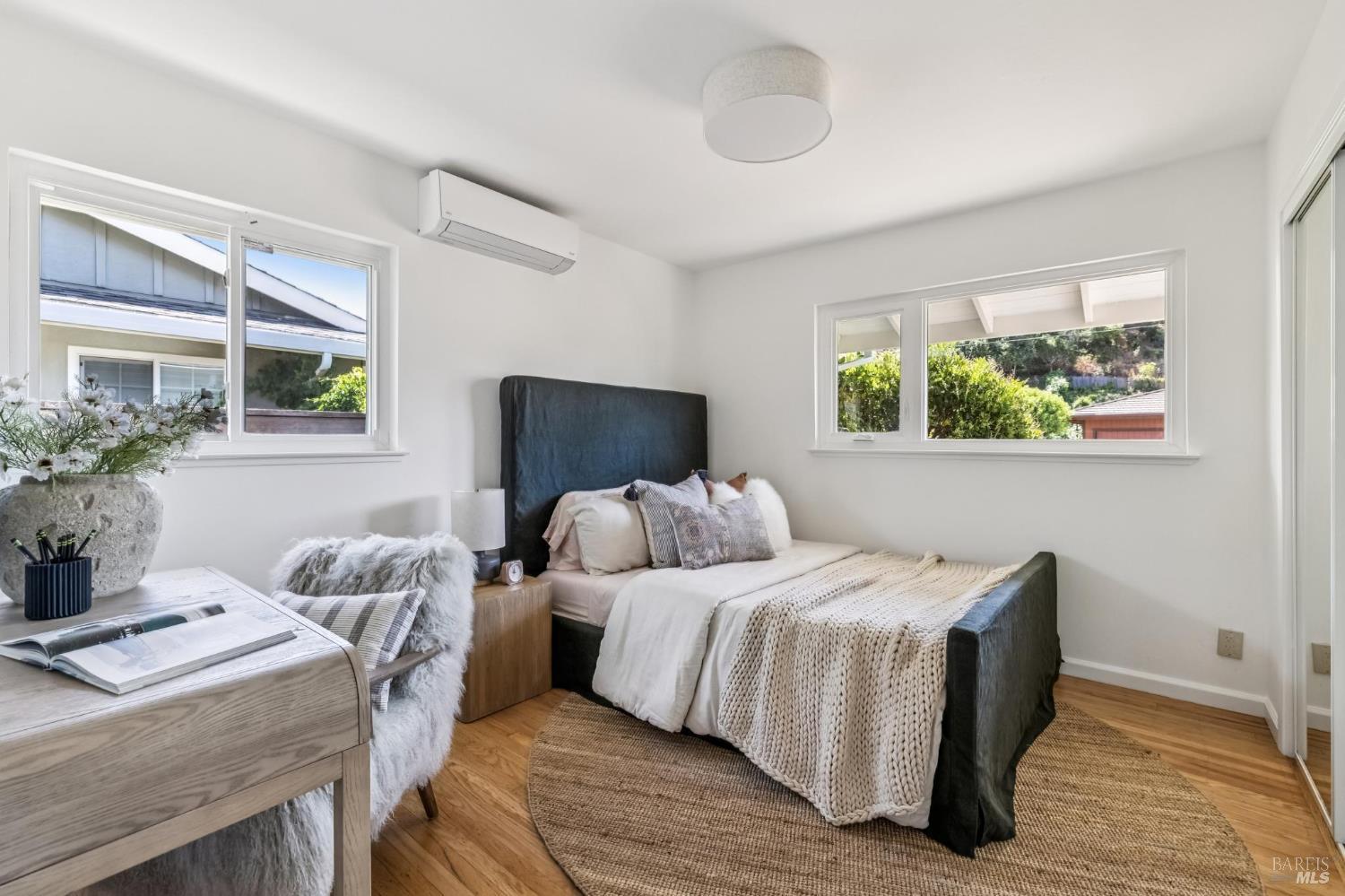 Detail Gallery Image 24 of 46 For 296 Elvia Ct, San Rafael,  CA 94903 - 3 Beds | 2 Baths