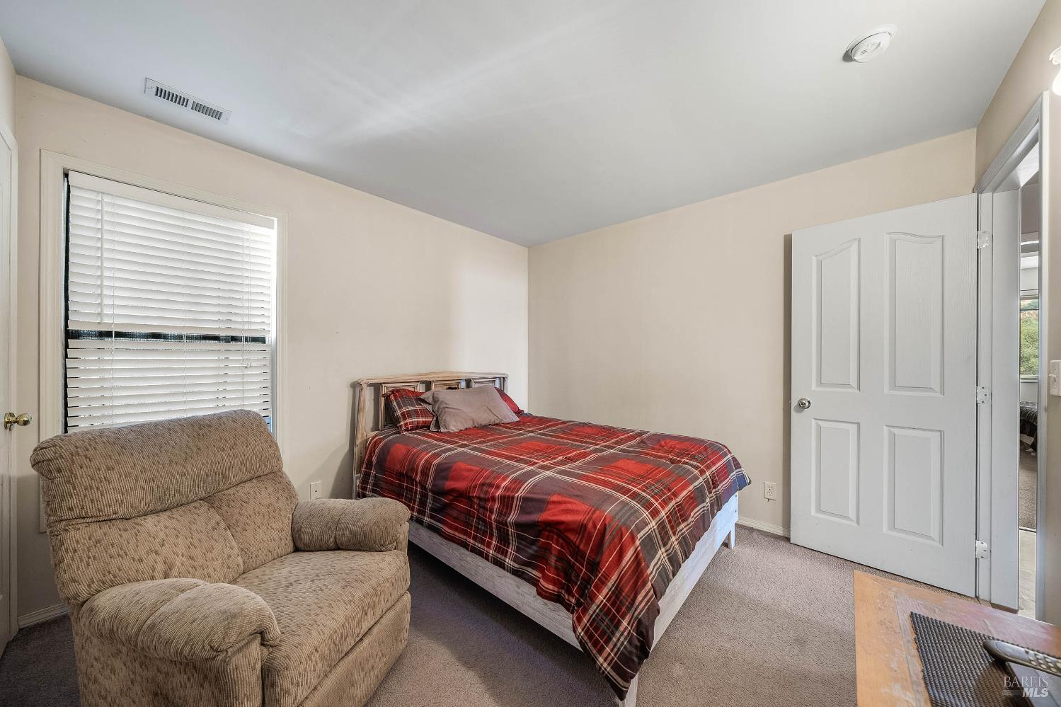 Detail Gallery Image 37 of 56 For 2920 Meadow Creek Rd, Clearlake Oaks,  CA 95423 - 3 Beds | 2/1 Baths