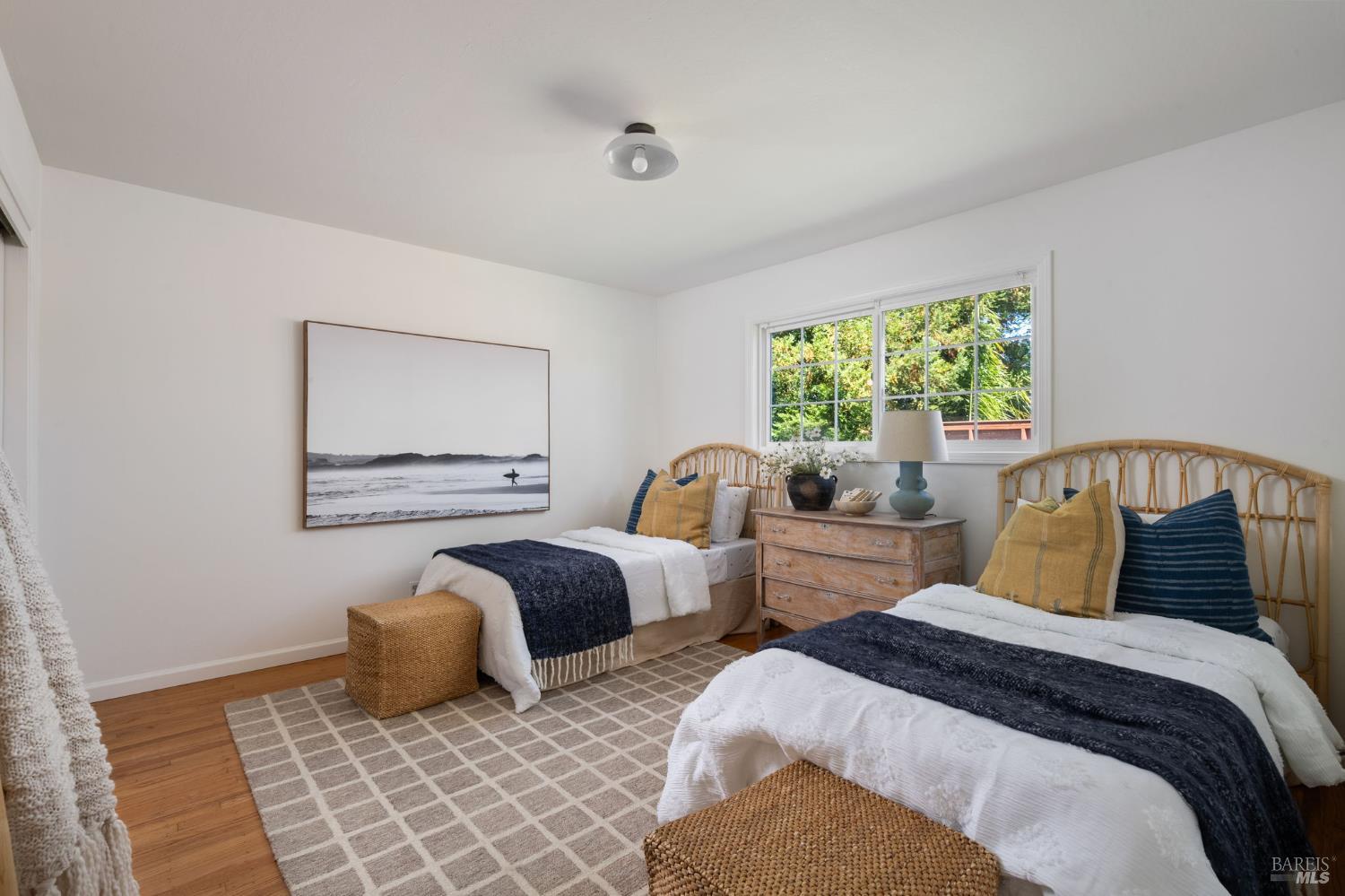 Detail Gallery Image 23 of 27 For 535 Tamarack Dr, San Rafael,  CA 94903 - 3 Beds | 2 Baths