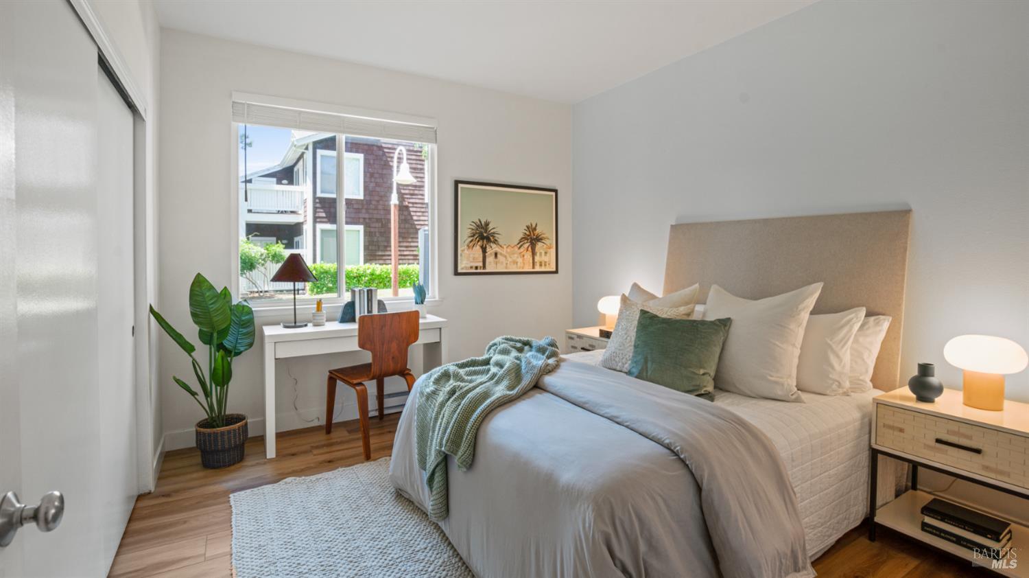Detail Gallery Image 11 of 24 For 209 E Bayside Ct, Richmond,  CA 94804 - 2 Beds | 2 Baths