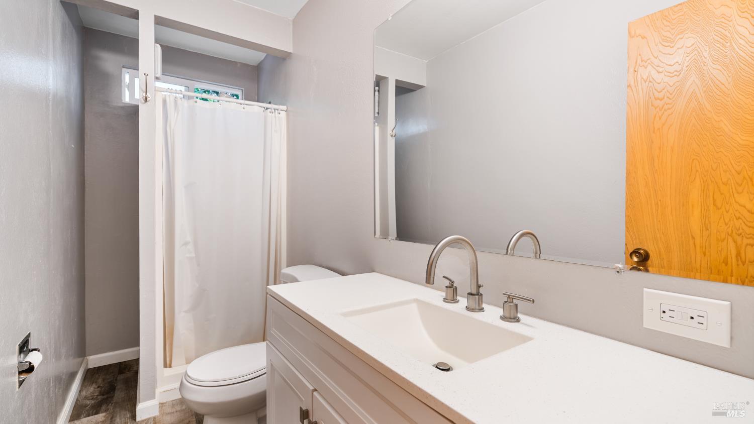 Detail Gallery Image 34 of 35 For 7826 Brookside Ave, Sebastopol,  CA 95472 - 4 Beds | 2/1 Baths
