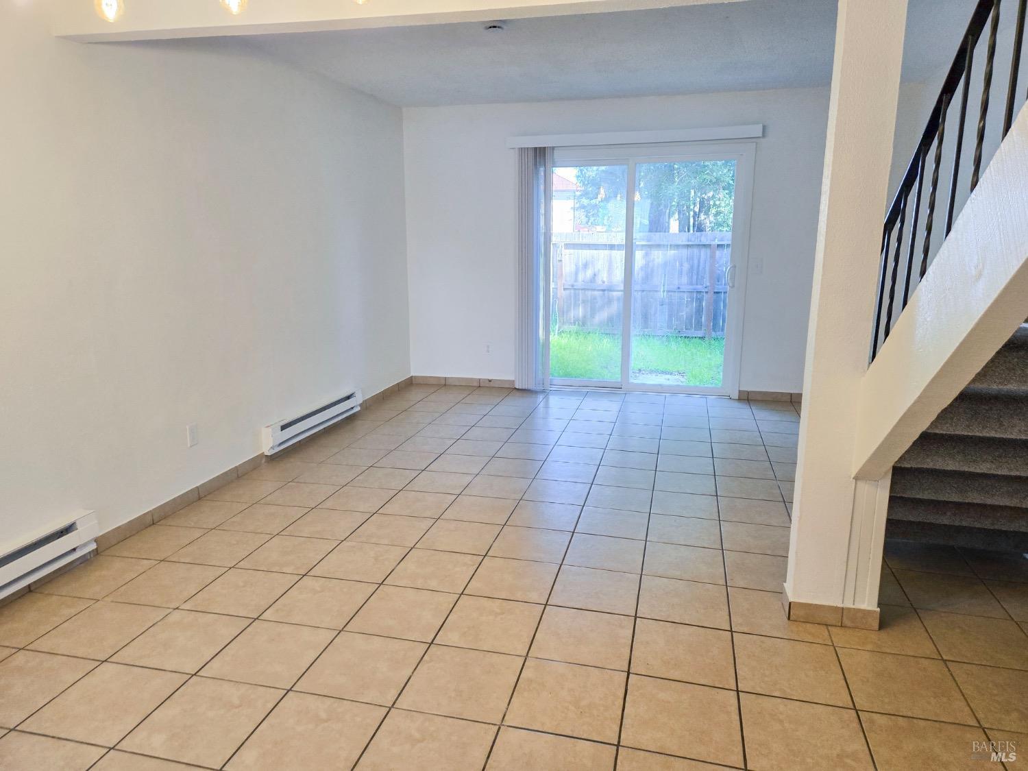Detail Gallery Image 9 of 13 For 928 Civic Center Dr, Rohnert Park,  CA 94928 - – Beds | – Baths
