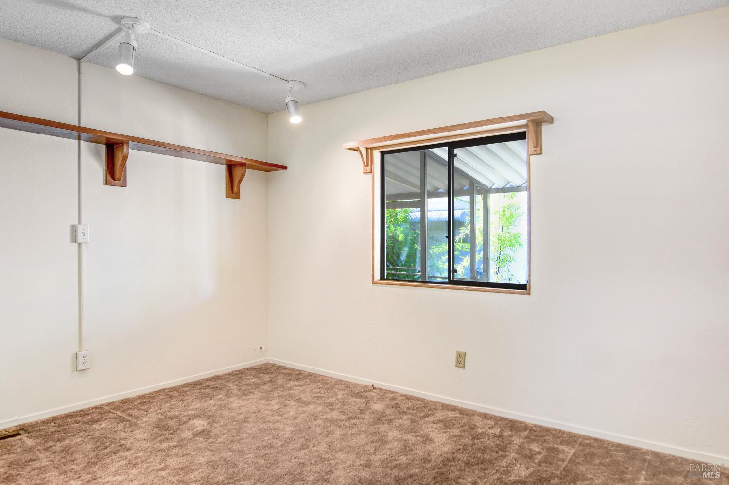 Detail Gallery Image 15 of 21 For 53 Guadalajara Dr, Sonoma,  CA 95476 - 2 Beds | 2 Baths