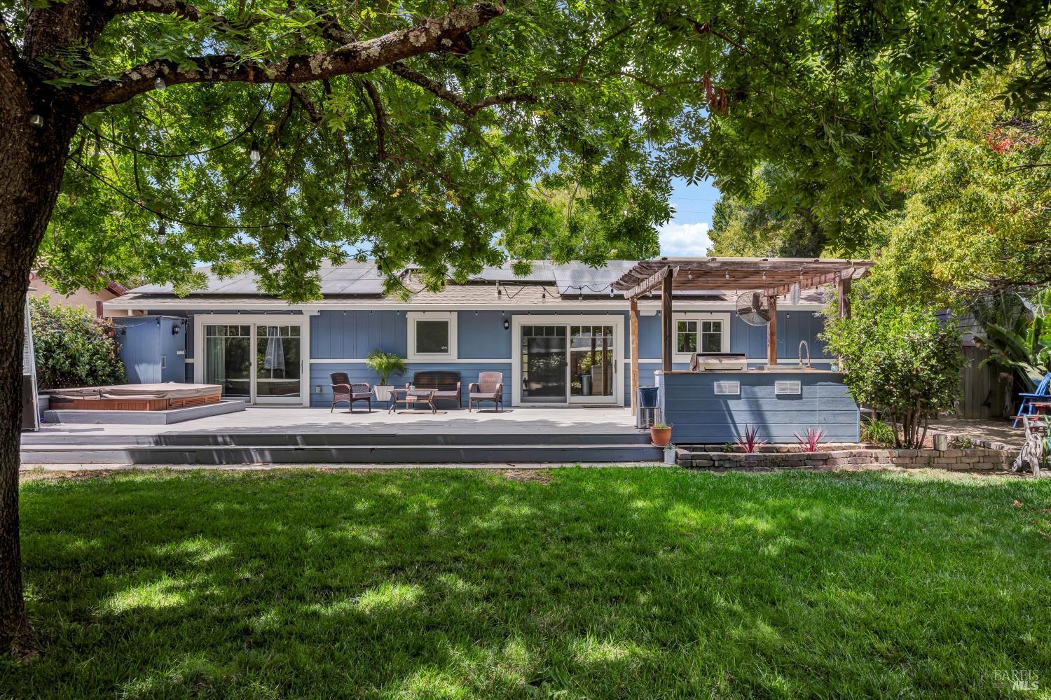 Detail Gallery Image 34 of 38 For 1018 Easum Dr, Napa,  CA 94558 - 3 Beds | 2 Baths