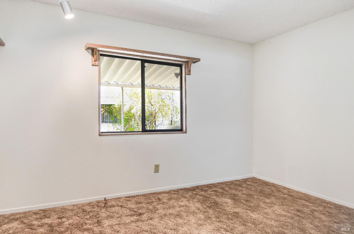 Detail Gallery Image 14 of 21 For 53 Guadalajara Dr, Sonoma,  CA 95476 - 2 Beds | 2 Baths