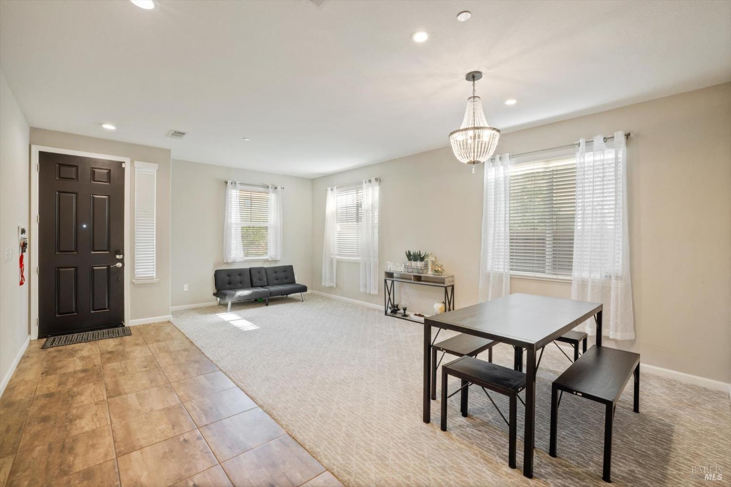 Detail Gallery Image 13 of 72 For 625 Guild Rd, Vacaville,  CA 95688 - 4 Beds | 3 Baths