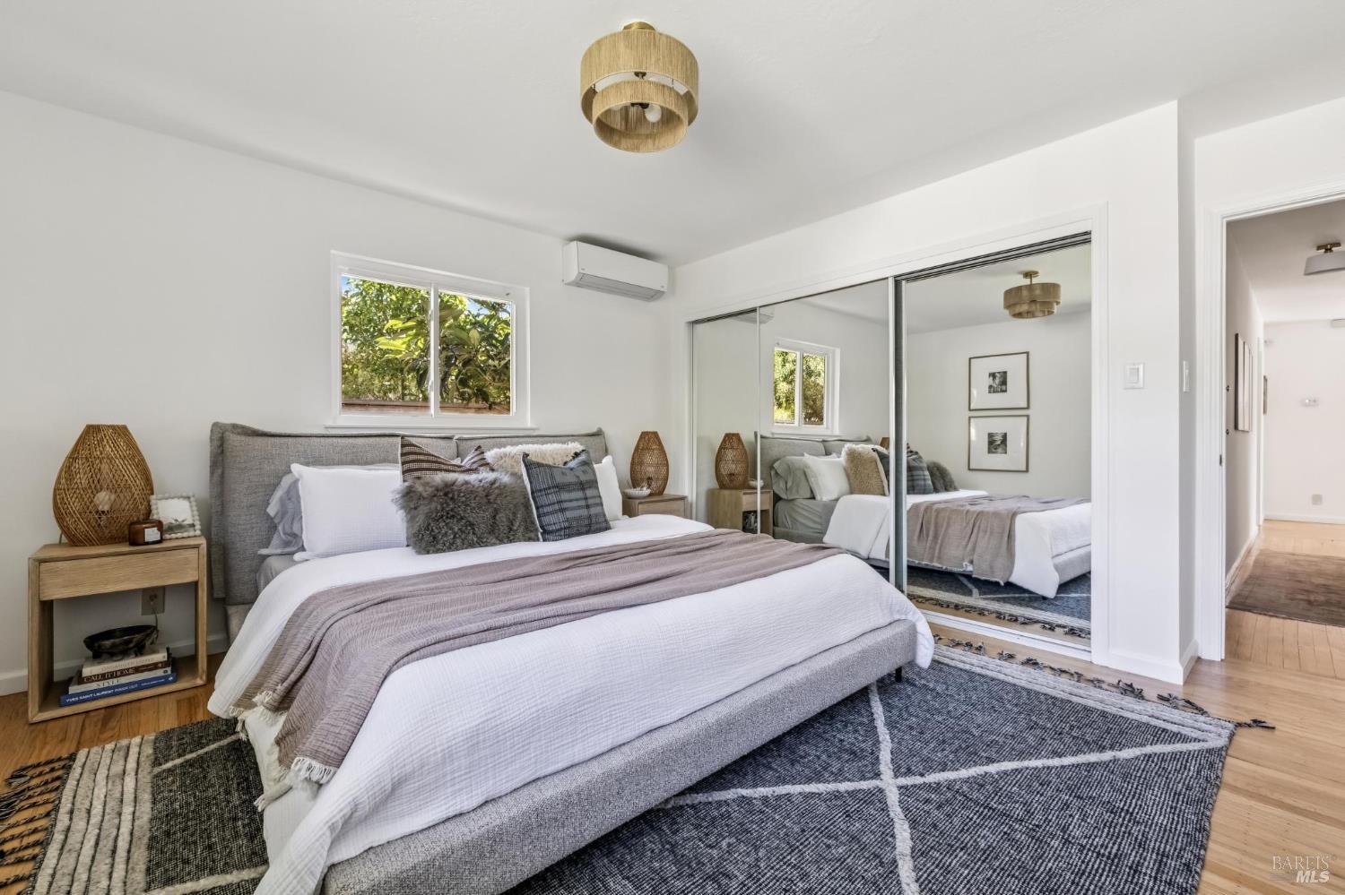 Detail Gallery Image 21 of 46 For 296 Elvia Ct, San Rafael,  CA 94903 - 3 Beds | 2 Baths