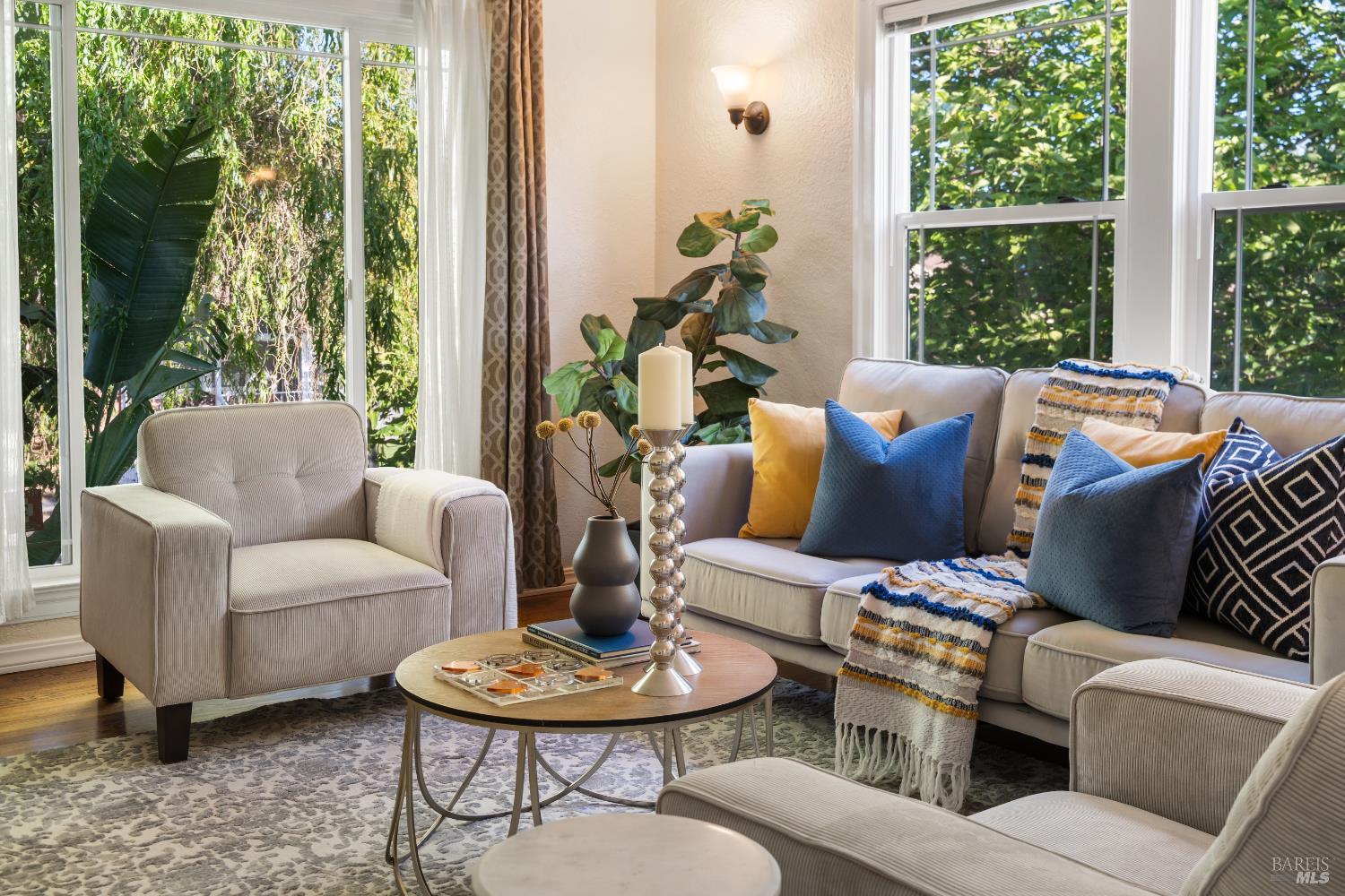 Detail Gallery Image 8 of 74 For 219 Mayo Ave, Vallejo,  CA 94590 - 3 Beds | 2 Baths