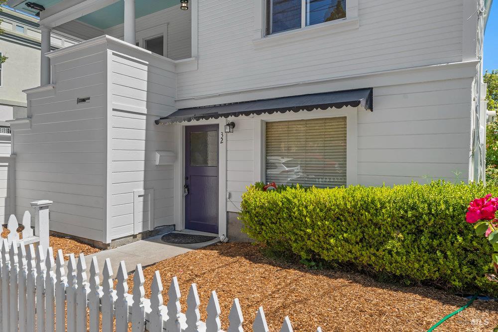 Detail Gallery Image 15 of 78 For 30 Liberty St, Petaluma,  CA 94952 - – Beds | – Baths