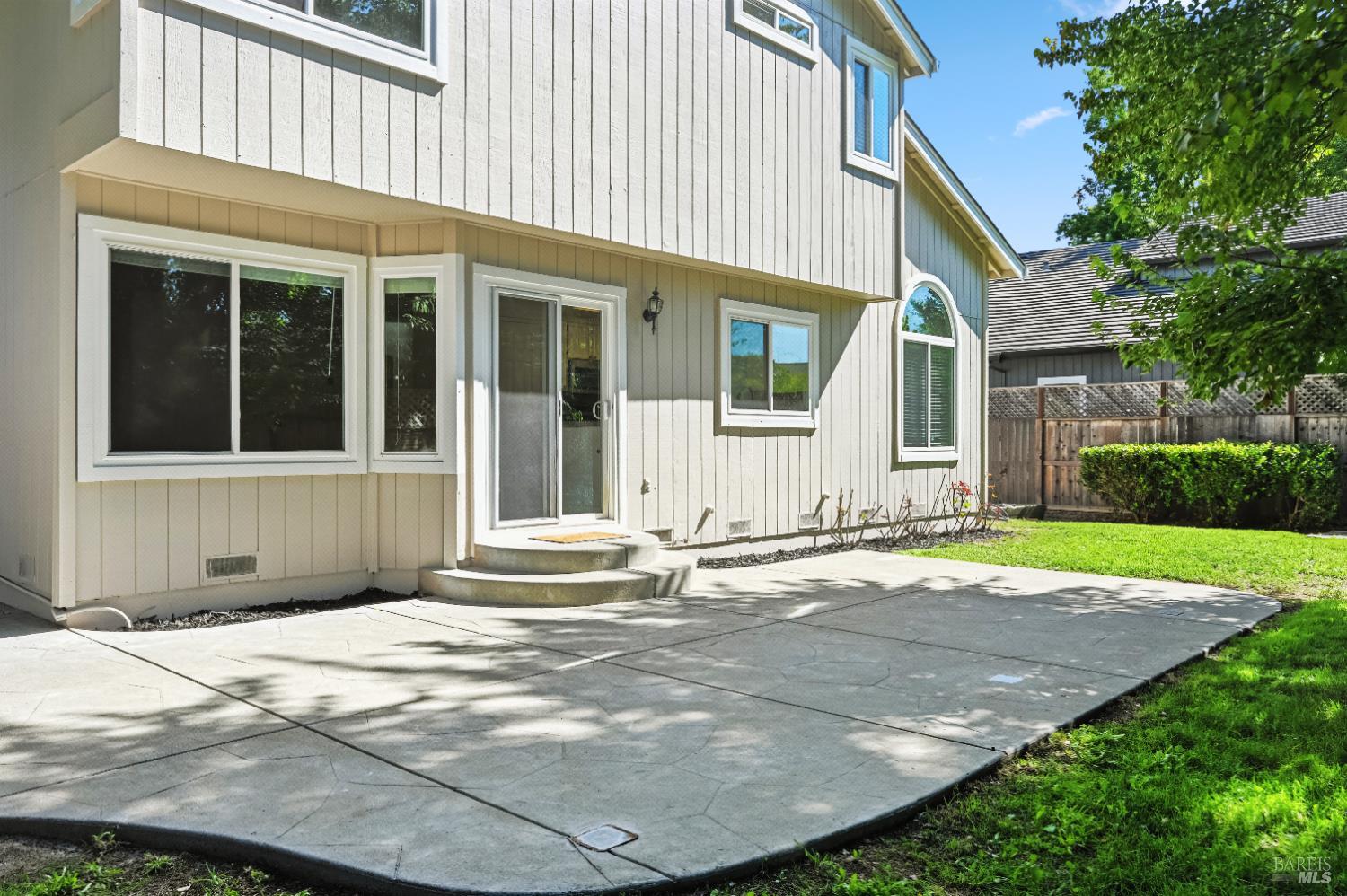Detail Gallery Image 29 of 34 For 9472 Wellington Cir, Windsor,  CA 95492 - 4 Beds | 2/1 Baths