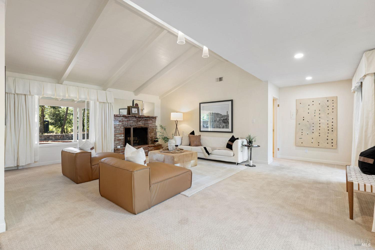 Detail Gallery Image 8 of 41 For 1050 White Cottage Rd, Angwin,  CA 94508 - 3 Beds | 2/1 Baths