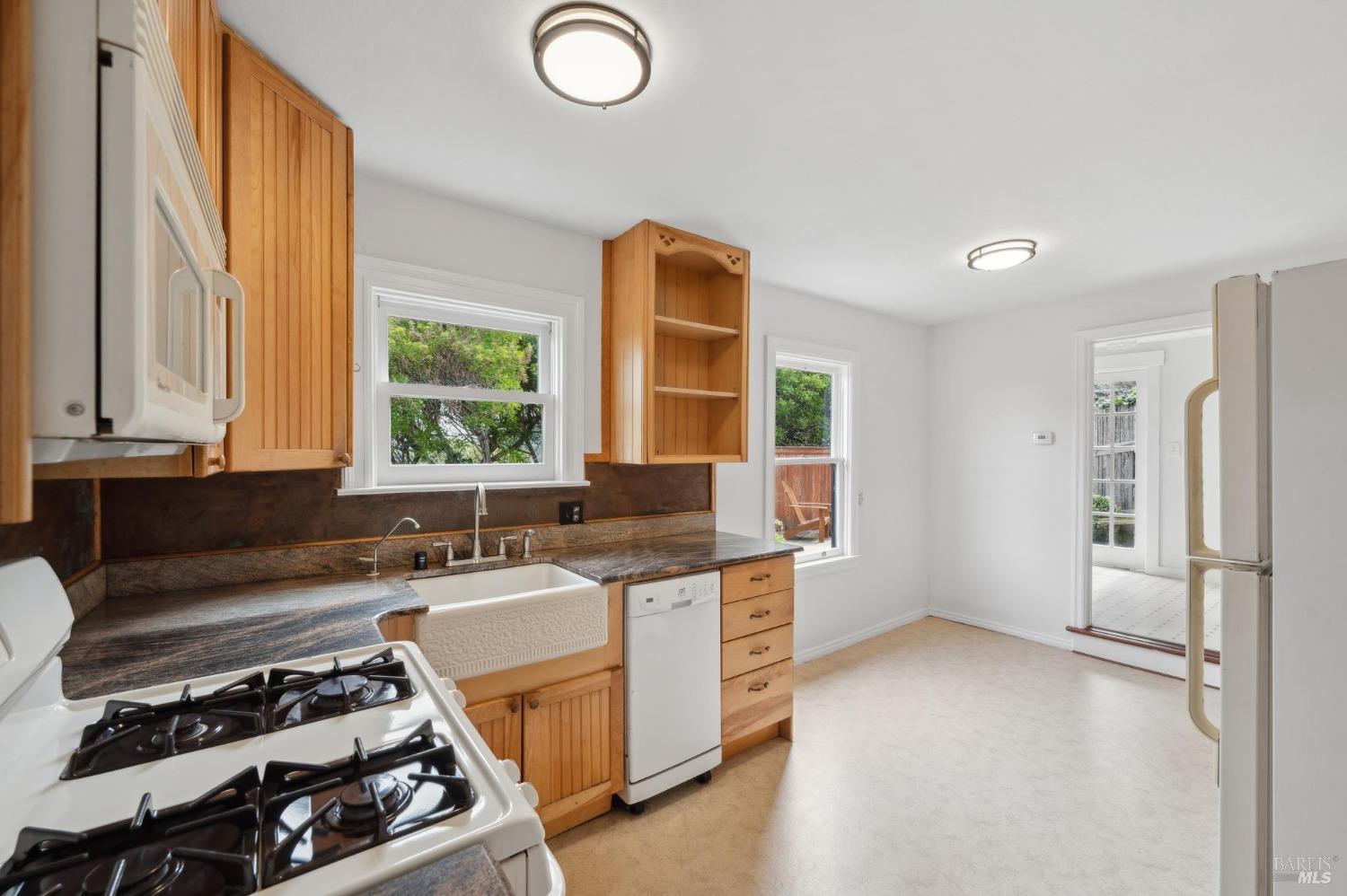 Detail Gallery Image 52 of 70 For 112 Edison Ave, Corte Madera,  CA 94925 - 5 Beds | 3 Baths