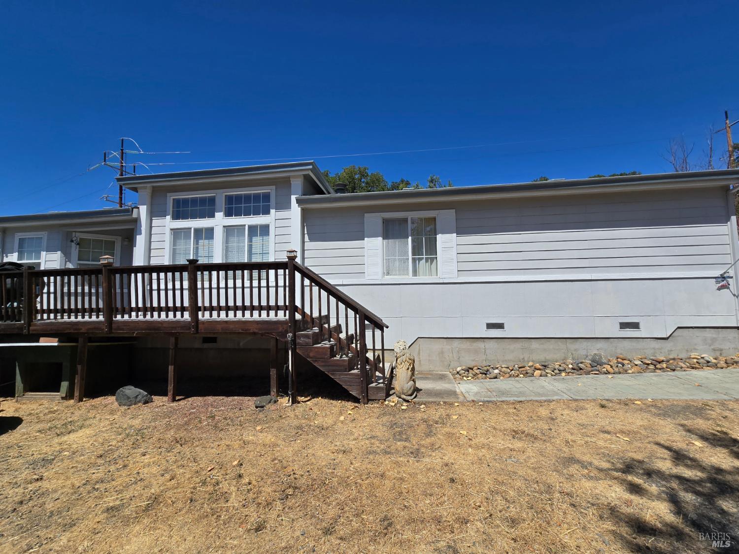 Detail Gallery Image 2 of 32 For 2110 Fern Canyon Rd, Ukiah,  CA 95482 - 3 Beds | 2 Baths