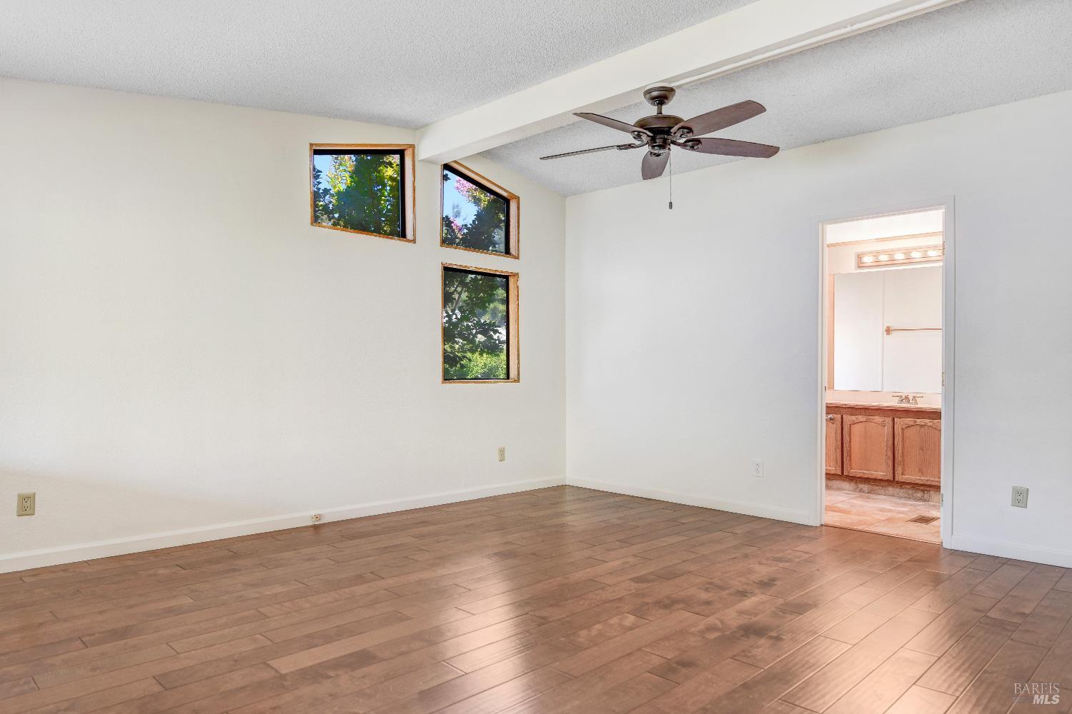 Detail Gallery Image 10 of 21 For 53 Guadalajara Dr, Sonoma,  CA 95476 - 2 Beds | 2 Baths