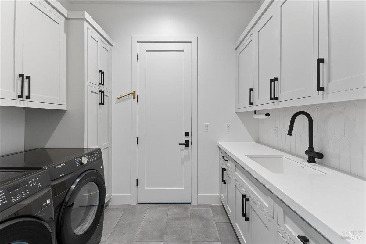 Detail Gallery Image 31 of 59 For 794 Los Olivos Rd, Santa Rosa,  CA 95404 - 4 Beds | 3/1 Baths