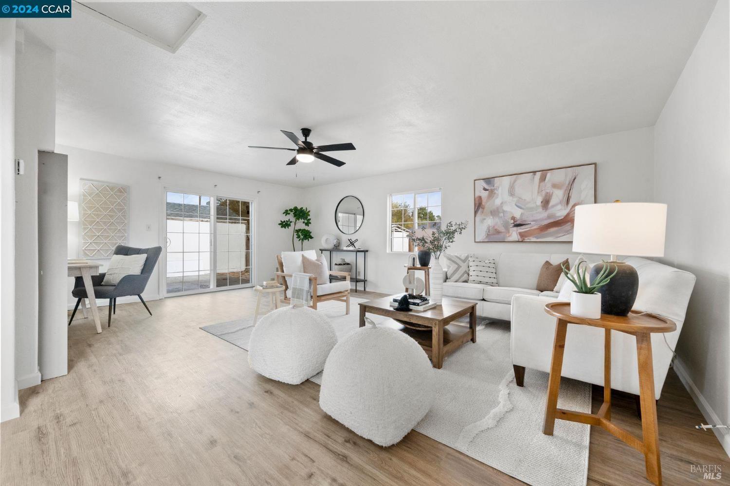 Detail Gallery Image 3 of 32 For 526 Sheldon Ave, Vallejo,  CA 94591 - 2 Beds | 1 Baths