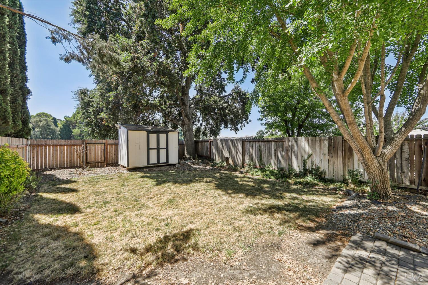 Detail Gallery Image 22 of 33 For 205 W Cherry St, Dixon,  CA 95620 - 3 Beds | 2 Baths