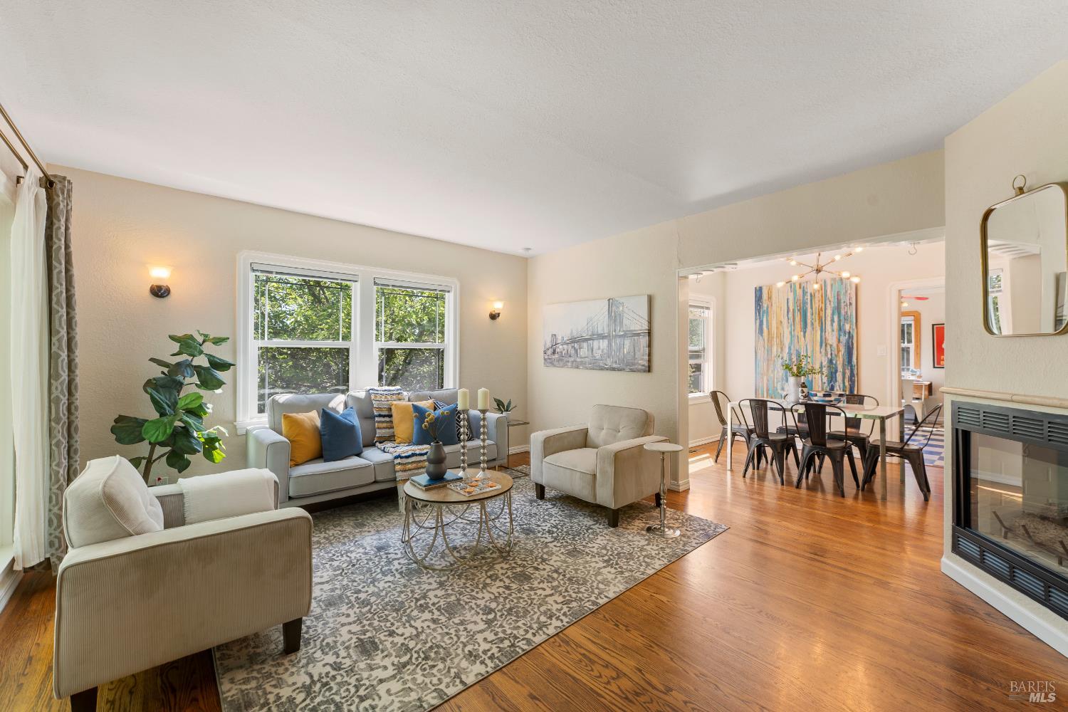 Detail Gallery Image 9 of 74 For 219 Mayo Ave, Vallejo,  CA 94590 - 3 Beds | 2 Baths