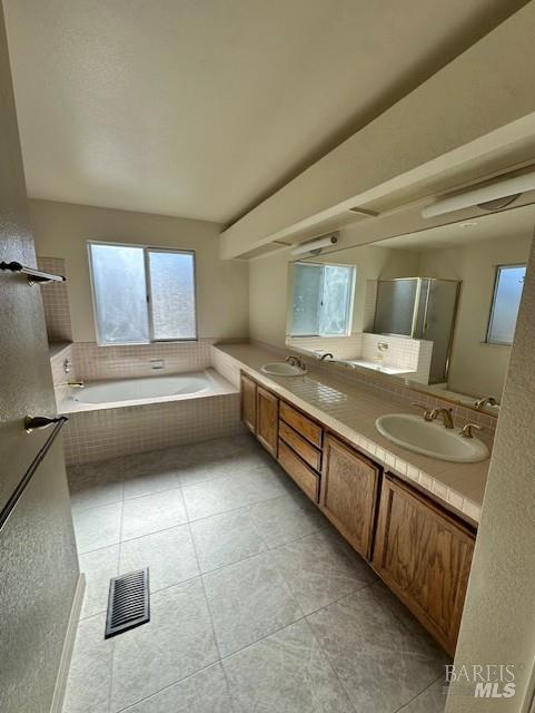 Detail Gallery Image 11 of 18 For 1160 Ironwood Ct, Fairfield,  CA 94533 - 4 Beds | 3 Baths