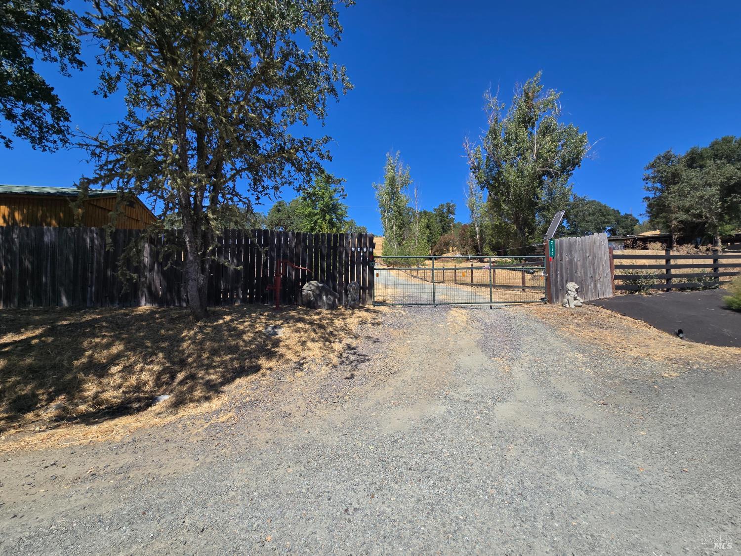 Detail Gallery Image 32 of 32 For 2110 Fern Canyon Rd, Ukiah,  CA 95482 - 3 Beds | 2 Baths