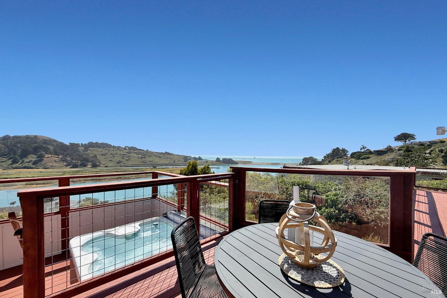 Detail Gallery Image 32 of 61 For 10701 Hereford Dr, Jenner,  CA 95450 - 2 Beds | 1 Baths