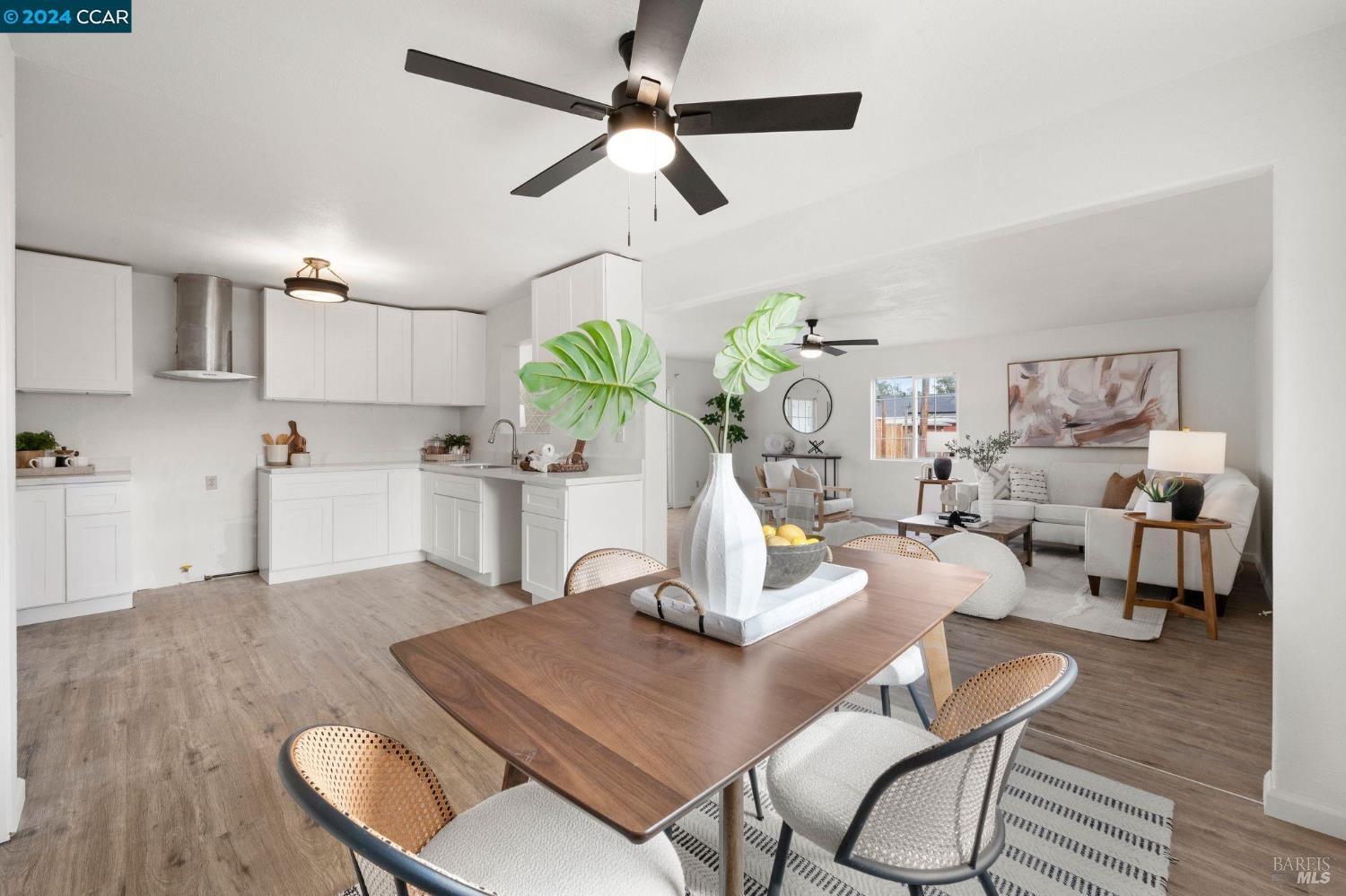 Detail Gallery Image 6 of 32 For 526 Sheldon Ave, Vallejo,  CA 94591 - 2 Beds | 1 Baths