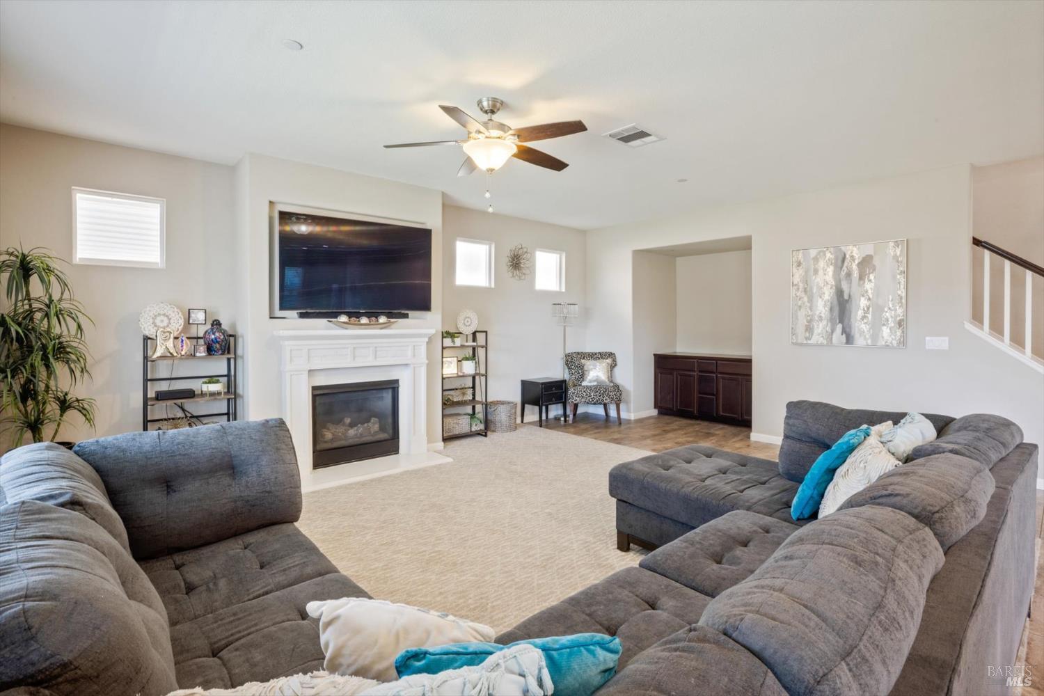 Detail Gallery Image 10 of 72 For 625 Guild Rd, Vacaville,  CA 95688 - 4 Beds | 3 Baths