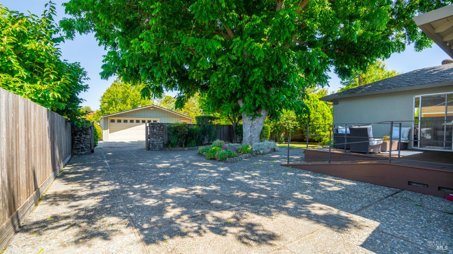 Detail Gallery Image 7 of 28 For 782 Clausing Ave, Novato,  CA 94945 - 3 Beds | 2 Baths