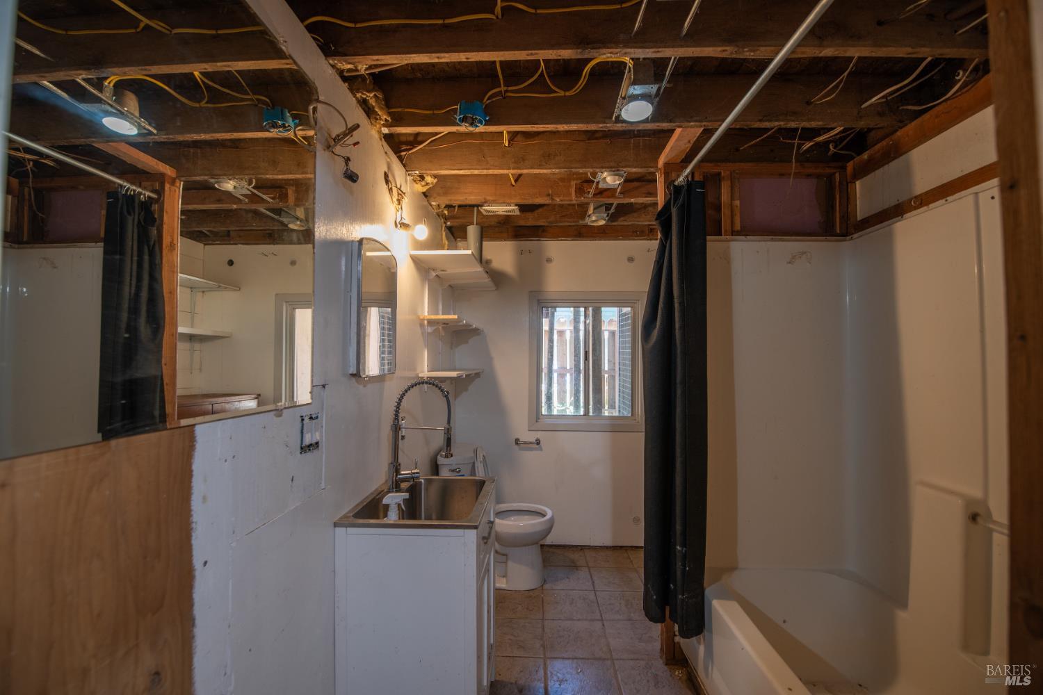 Detail Gallery Image 19 of 25 For 10671 Forest Hills Rd, Forestville,  CA 95436 - 3 Beds | 2 Baths