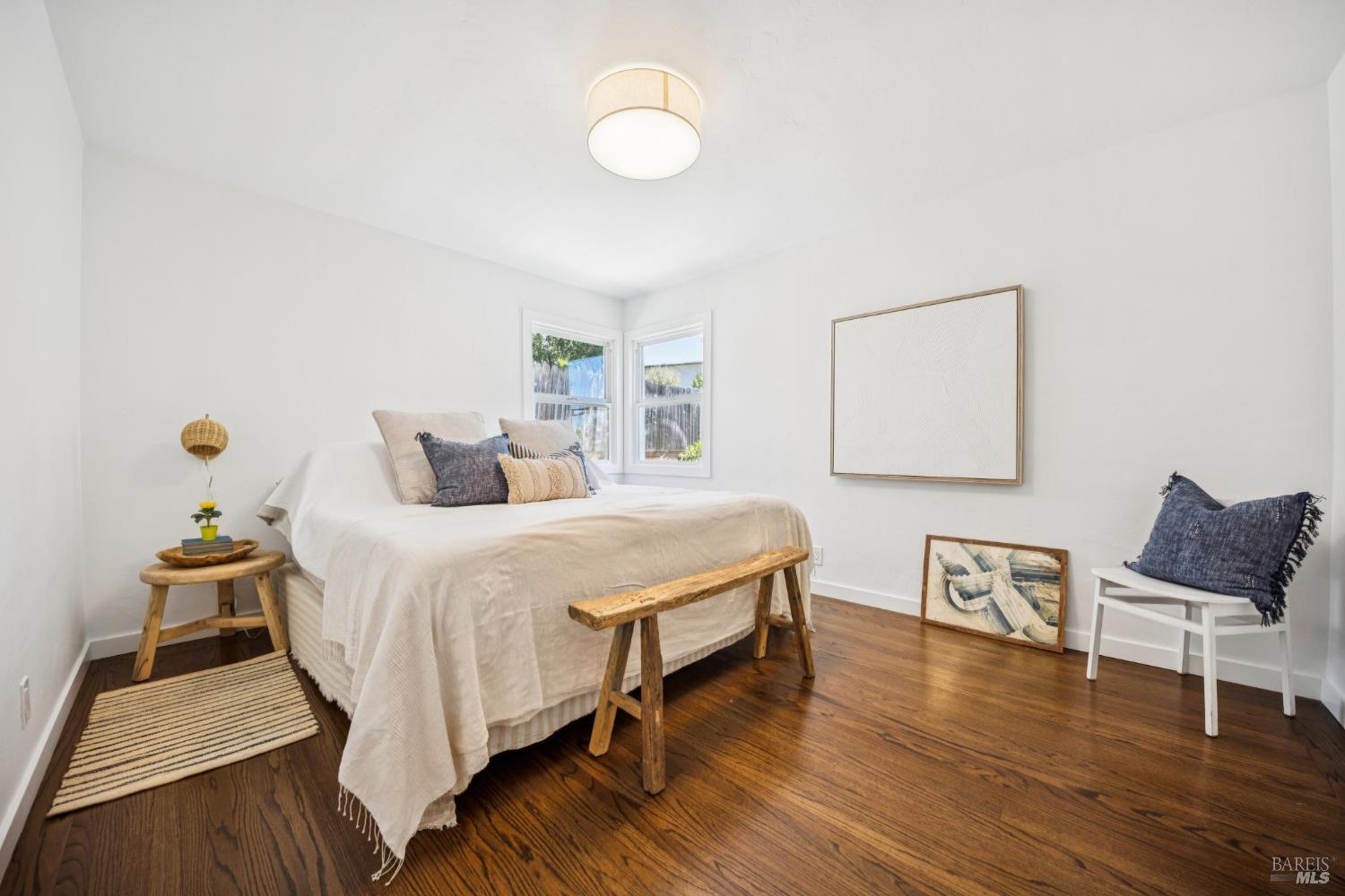 Detail Gallery Image 20 of 41 For 16 Marion Ct, Novato,  CA 94945 - 3 Beds | 1 Baths