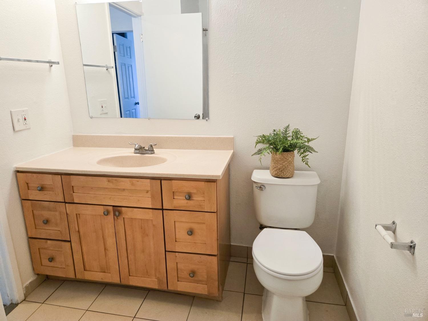 Detail Gallery Image 13 of 13 For 928 Civic Center Dr, Rohnert Park,  CA 94928 - – Beds | – Baths