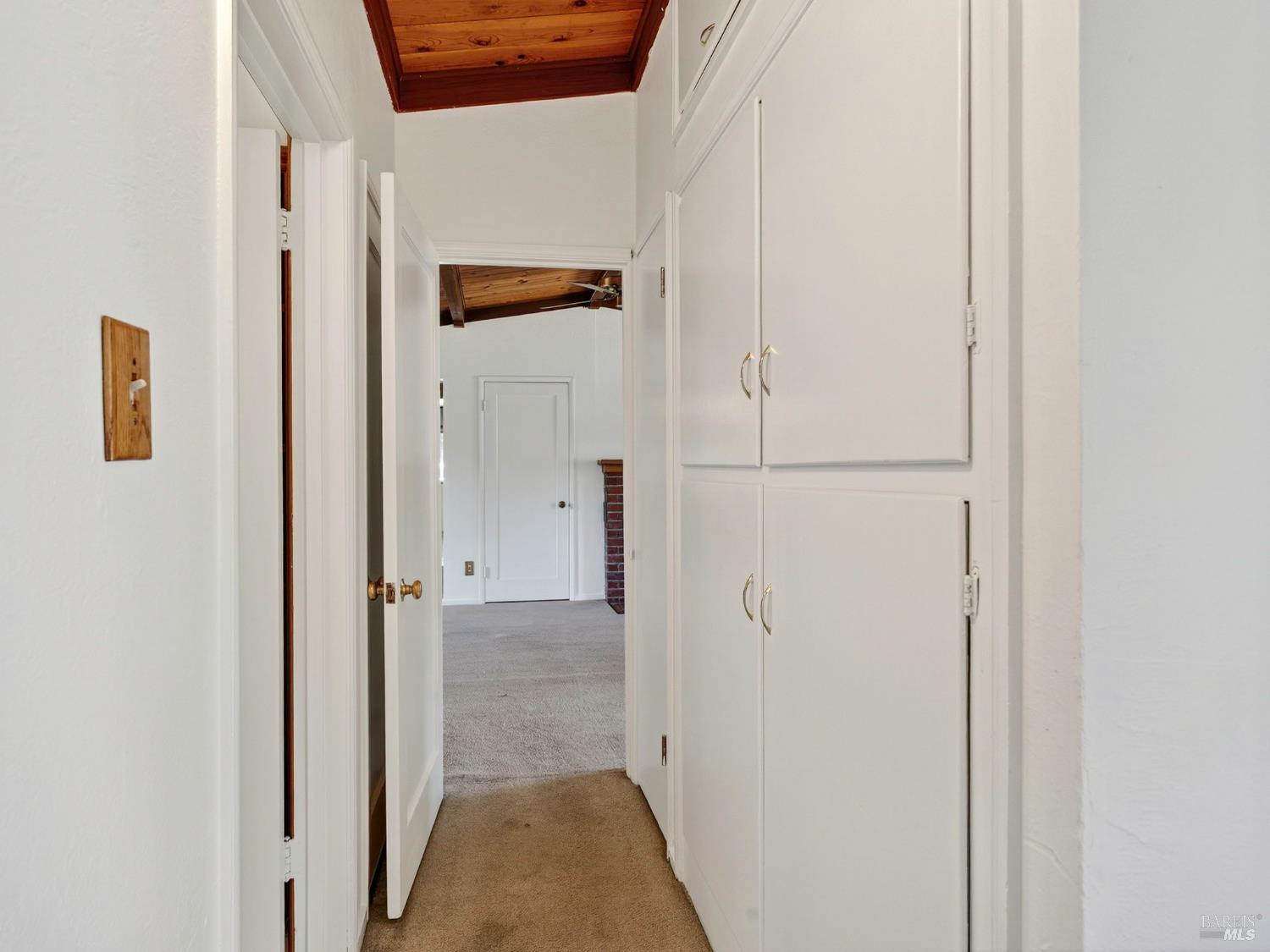 Detail Gallery Image 15 of 40 For 810 Mendocino Dr, Ukiah,  CA 95482 - 4 Beds | 2 Baths