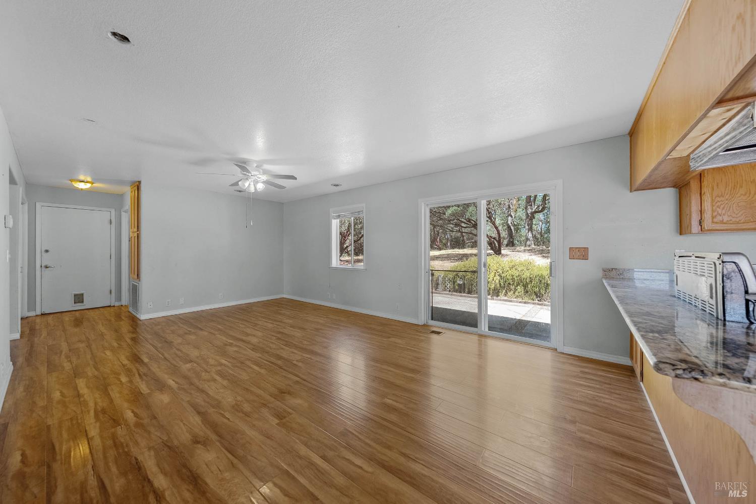 Detail Gallery Image 23 of 68 For 457 Miramonte Ave, Lakeport,  CA 95453 - 4 Beds | 2/1 Baths