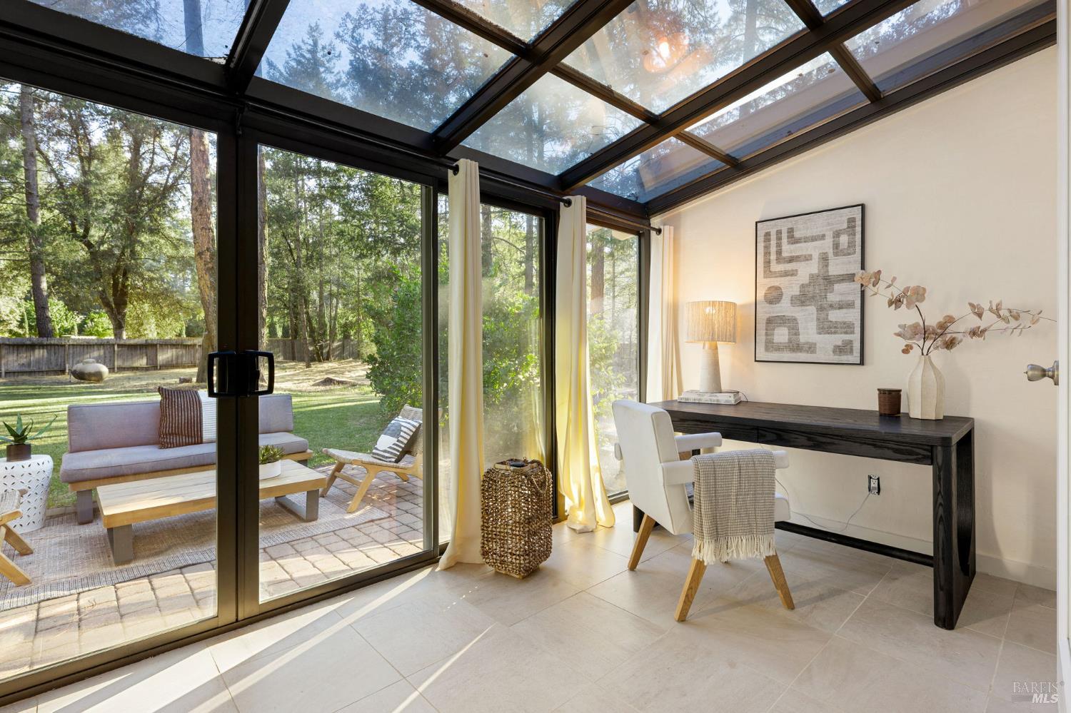 Detail Gallery Image 20 of 41 For 1050 White Cottage Rd, Angwin,  CA 94508 - 3 Beds | 2/1 Baths