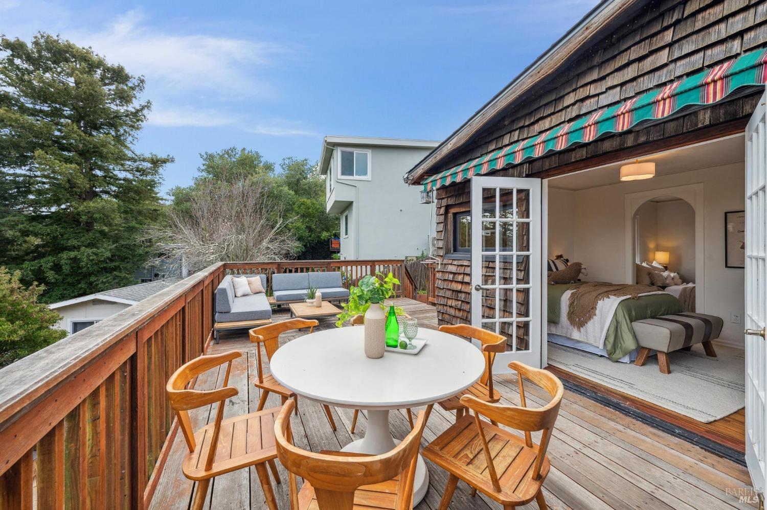 Detail Gallery Image 40 of 70 For 112 Edison Ave, Corte Madera,  CA 94925 - 5 Beds | 3 Baths