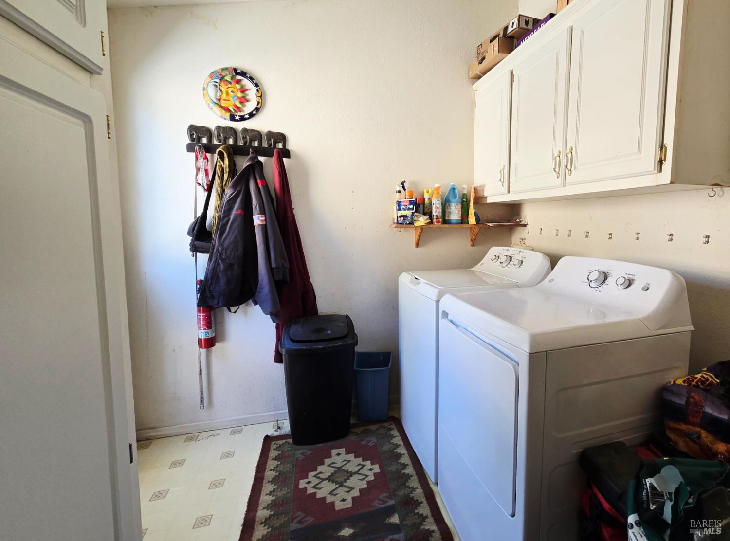Detail Gallery Image 24 of 32 For 2110 Fern Canyon Rd, Ukiah,  CA 95482 - 3 Beds | 2 Baths
