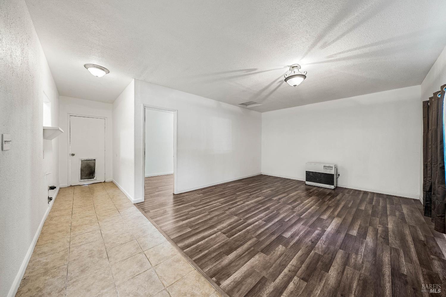 Detail Gallery Image 21 of 56 For 6907 Laurel Del Dr, Lucerne,  CA 95458 - 4 Beds | 1/1 Baths