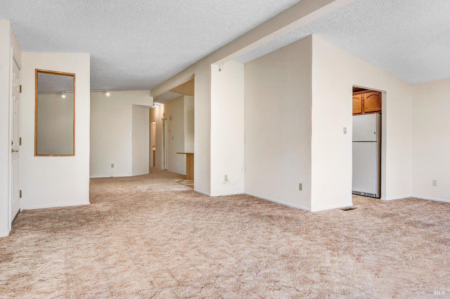Detail Gallery Image 7 of 21 For 53 Guadalajara Dr, Sonoma,  CA 95476 - 2 Beds | 2 Baths