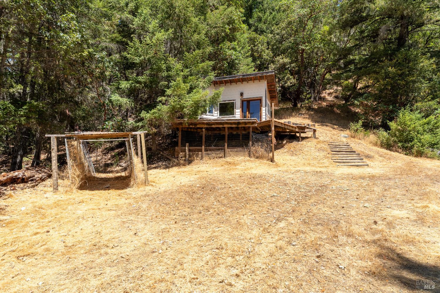 Detail Gallery Image 33 of 46 For 6001 Red Tail Way, Ukiah,  CA 95482 - 2 Beds | 1 Baths