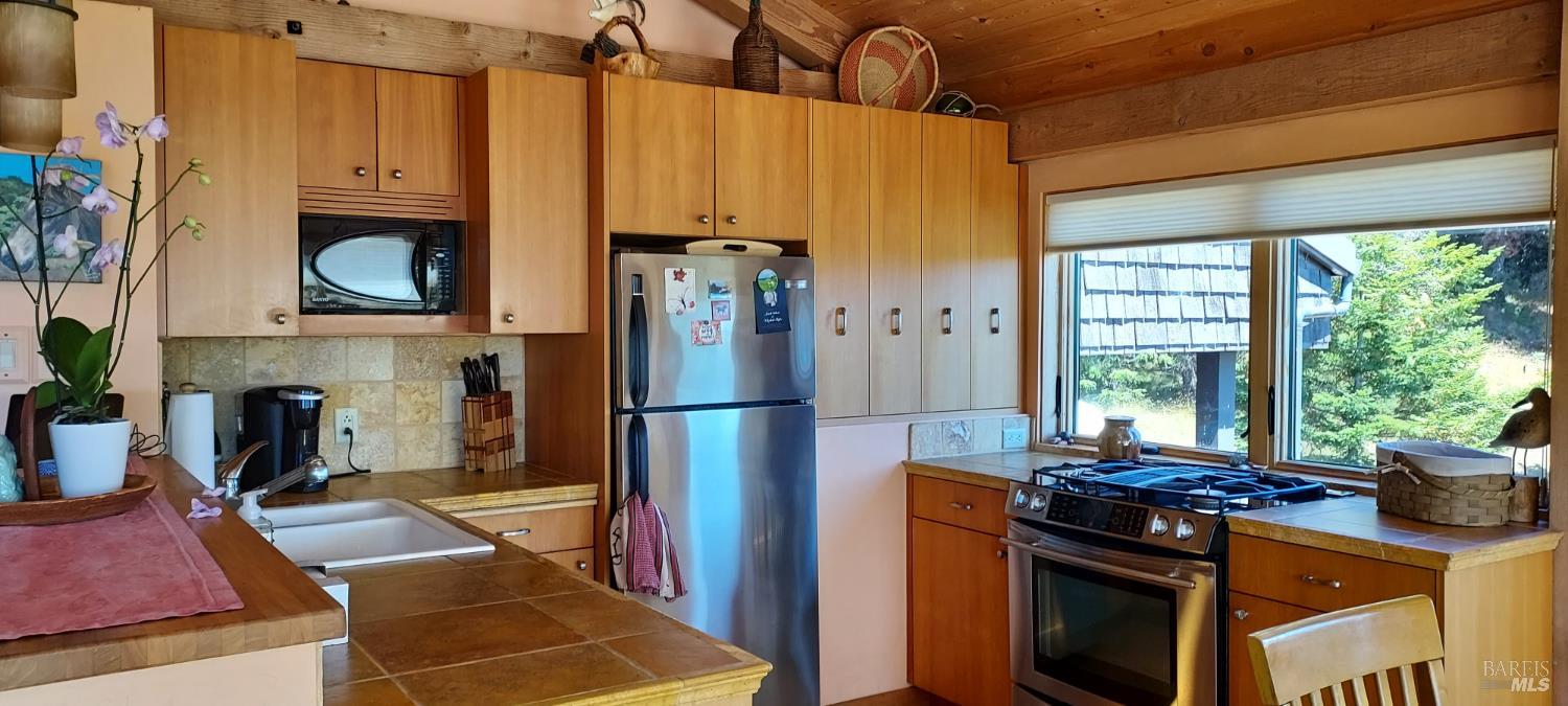 Detail Gallery Image 13 of 95 For 41214 Deer Trl 34b,  The Sea Ranch,  CA 95497 - 3 Beds | 2/1 Baths