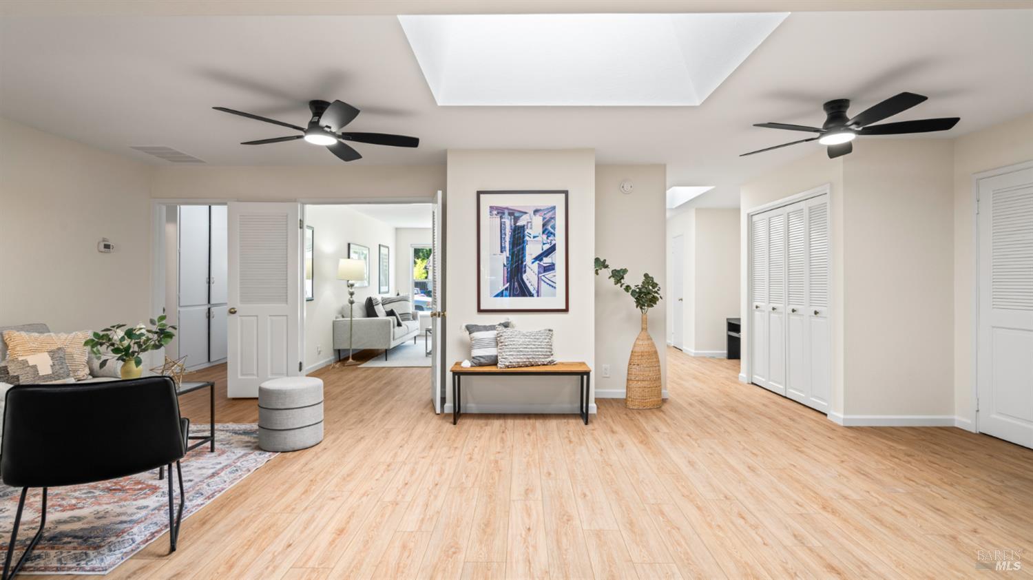 Detail Gallery Image 4 of 28 For 782 Clausing Ave, Novato,  CA 94945 - 3 Beds | 2 Baths