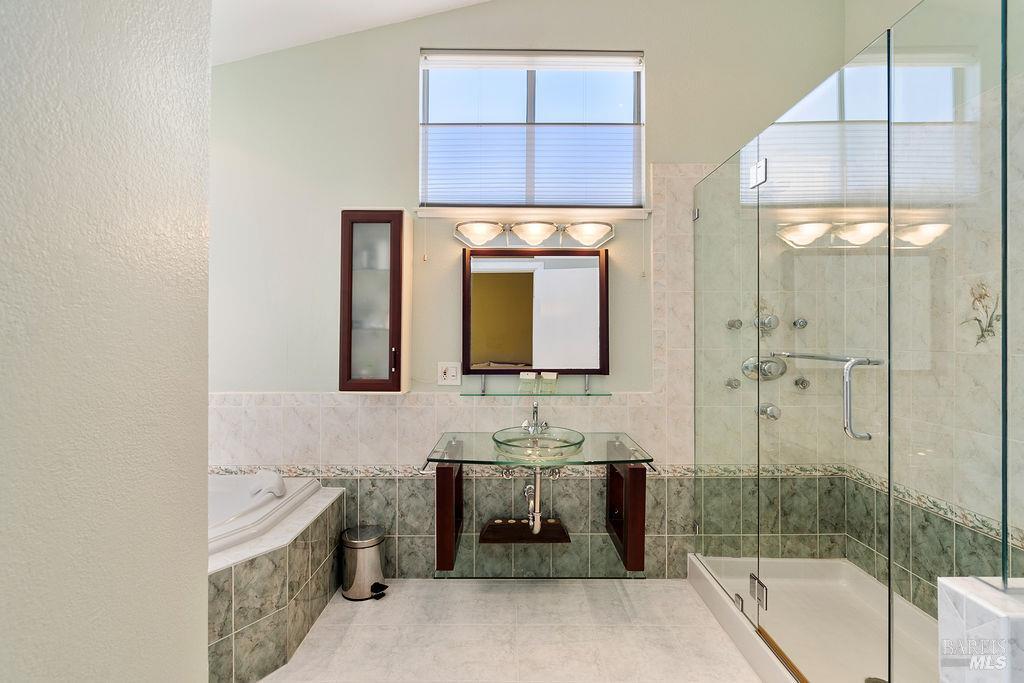 Detail Gallery Image 28 of 34 For 201 James River Rd, Vallejo,  CA 94591 - 3 Beds | 2/1 Baths