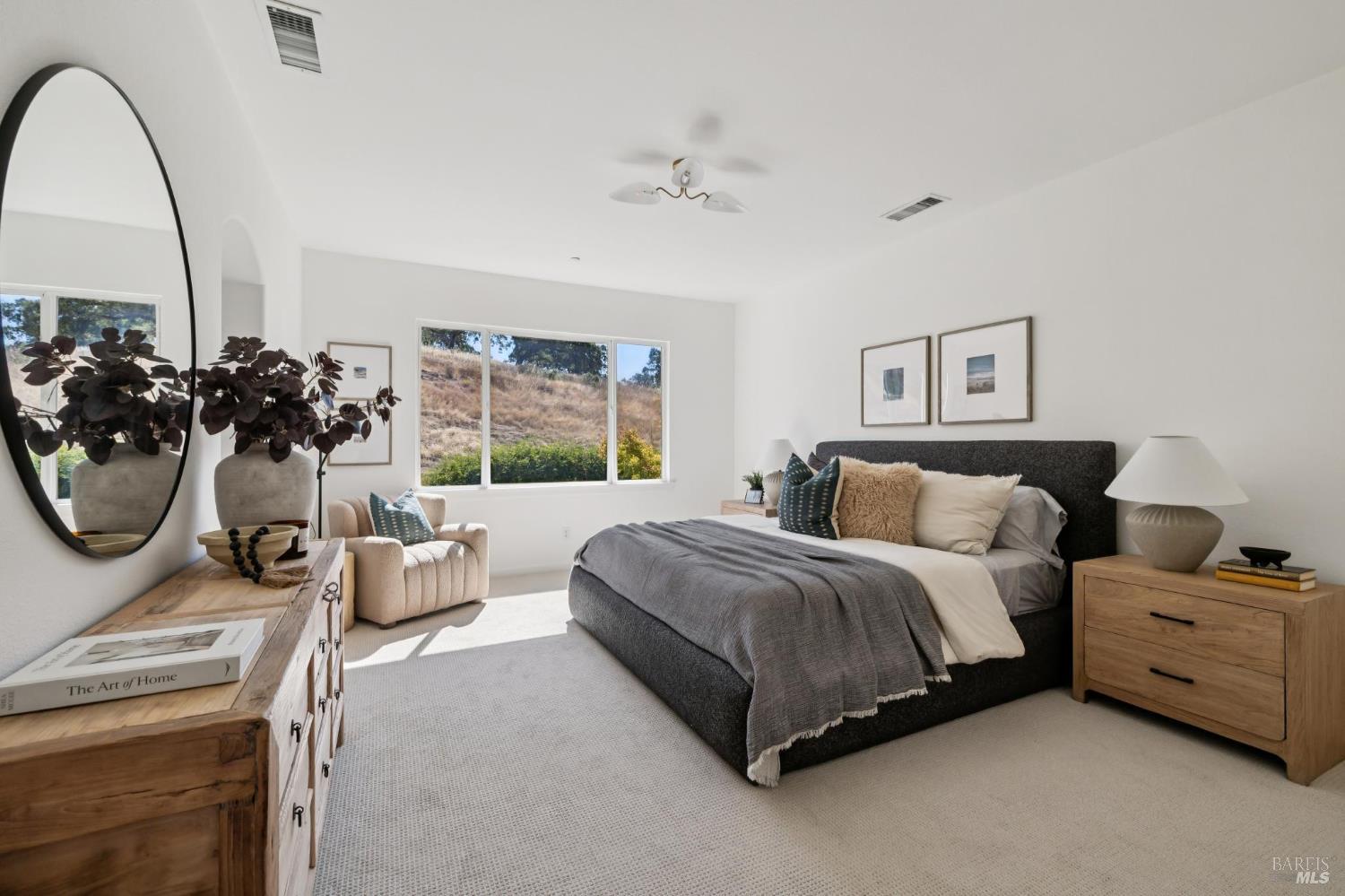 Detail Gallery Image 23 of 52 For 24 Sunny Cove Dr, Novato,  CA 94949 - 5 Beds | 3/1 Baths