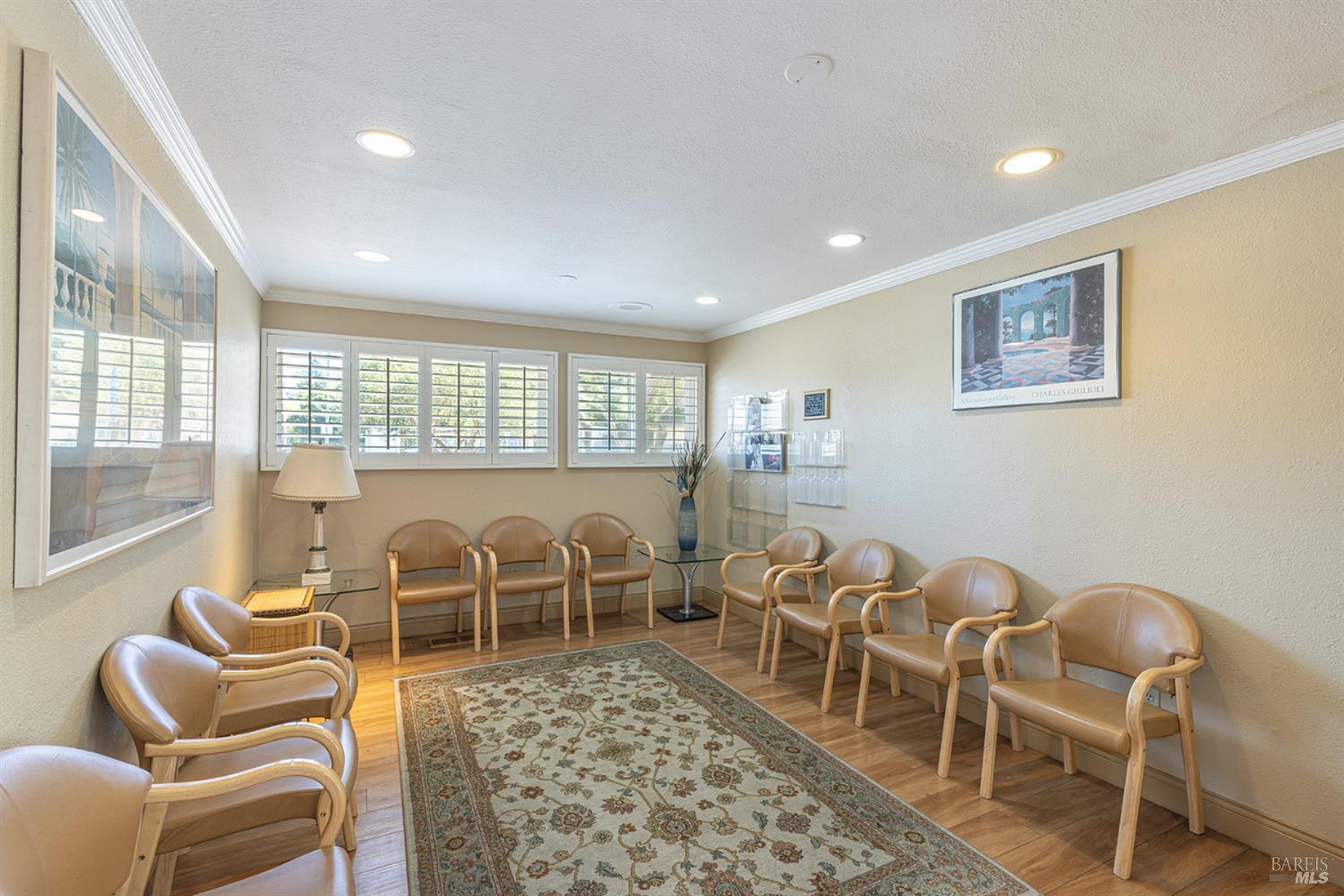 Detail Gallery Image 4 of 24 For 2211 4th St, Santa Rosa,  CA 95404 - – Beds | – Baths