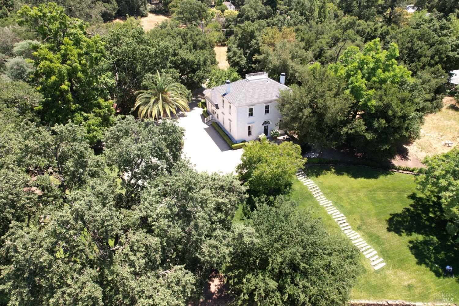 Detail Gallery Image 1 of 25 For 751 Crystal Springs Rd, Saint Helena,  CA 94574 - 5 Beds | 1/1 Baths