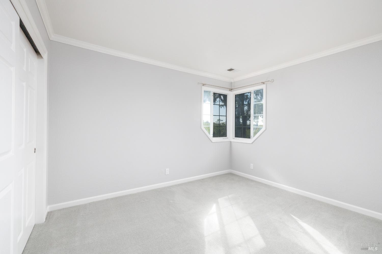 Detail Gallery Image 28 of 36 For 4713 Circle B Pl, Santa Rosa,  CA 95405 - 4 Beds | 3/1 Baths