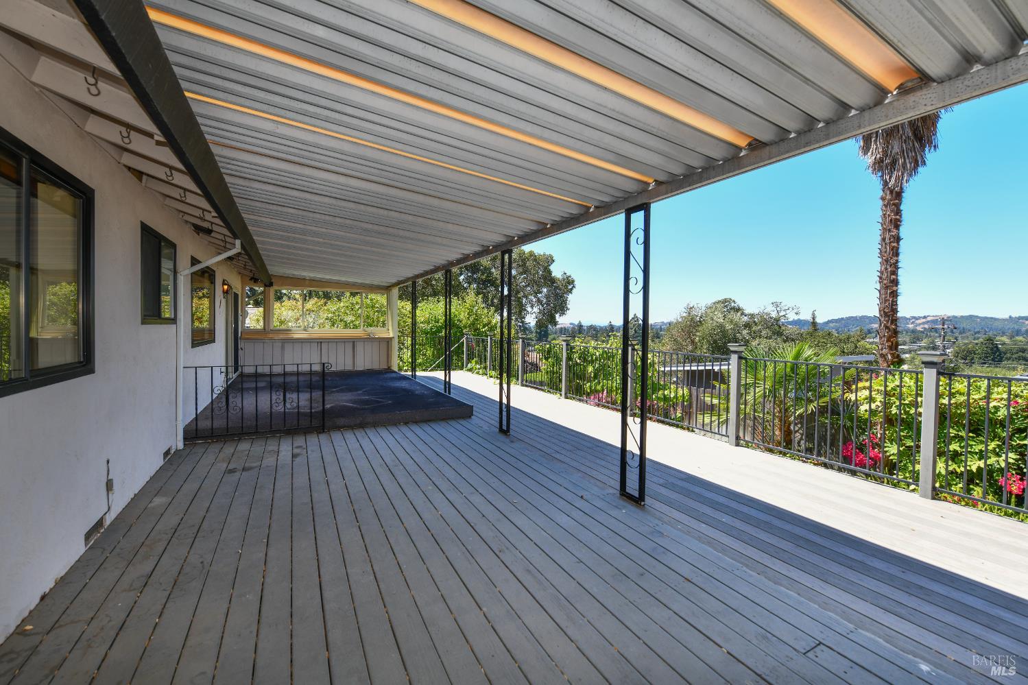 Detail Gallery Image 6 of 48 For 1521 King Ave, Napa,  CA 94559 - 3 Beds | 2 Baths