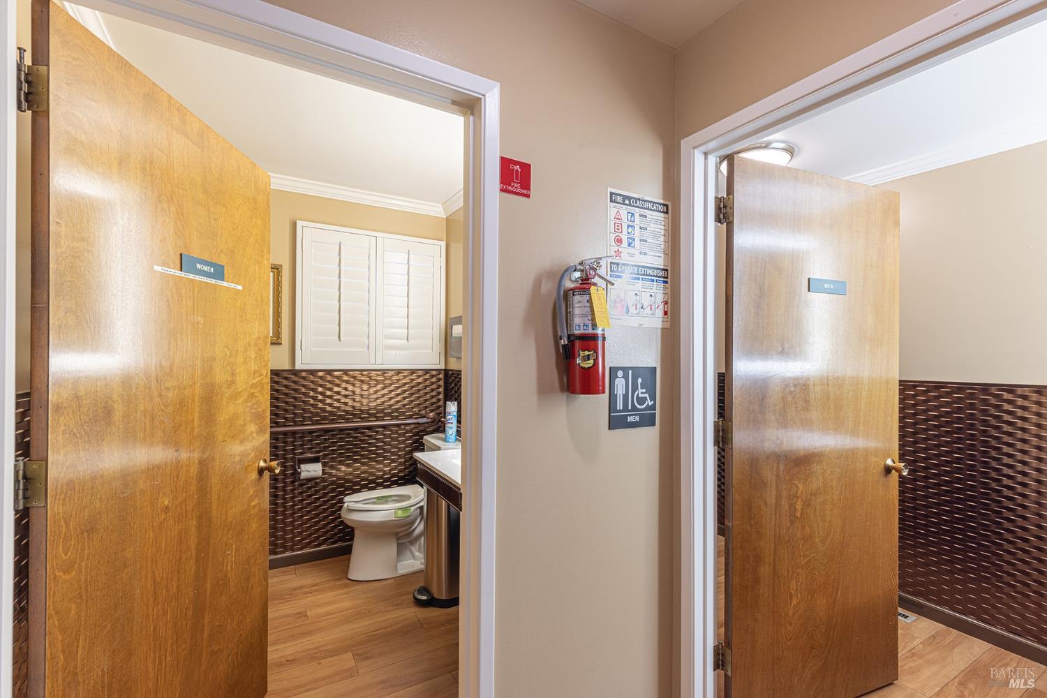 Detail Gallery Image 13 of 24 For 2211 4th St, Santa Rosa,  CA 95404 - – Beds | – Baths