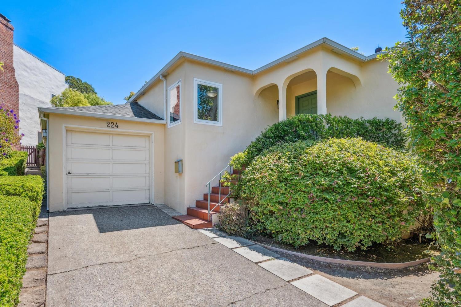 Detail Gallery Image 36 of 38 For 224 Elm Ave, Mill Valley,  CA 94941 - 2 Beds | 1 Baths